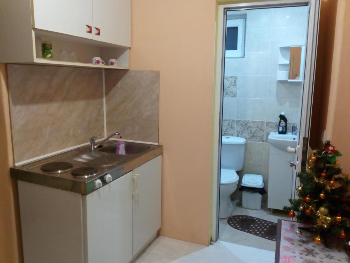 Guest House Emiliya Ovchartsi  Экстерьер фото